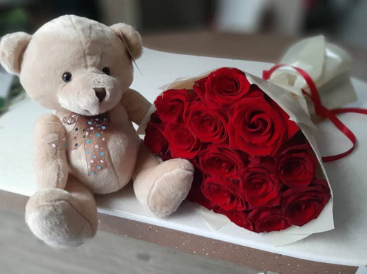 Set of bouquet of Roses and Bear